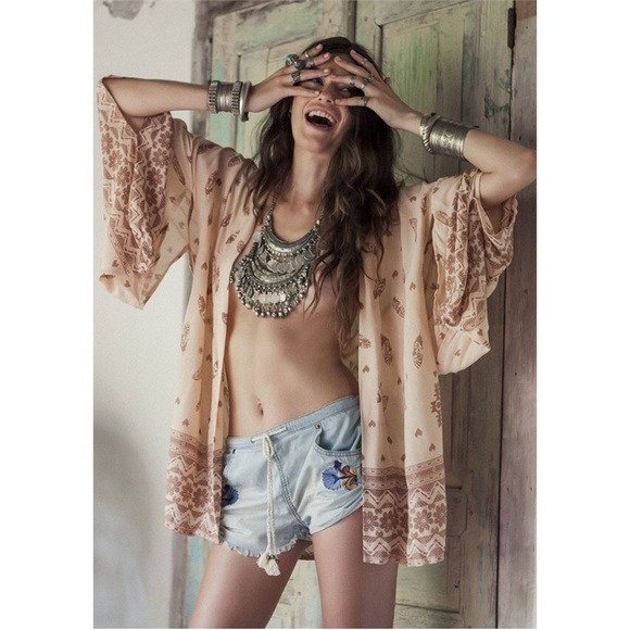 Spell and The Gypsy Skull Tribe Kimono - Picture 4 of 4